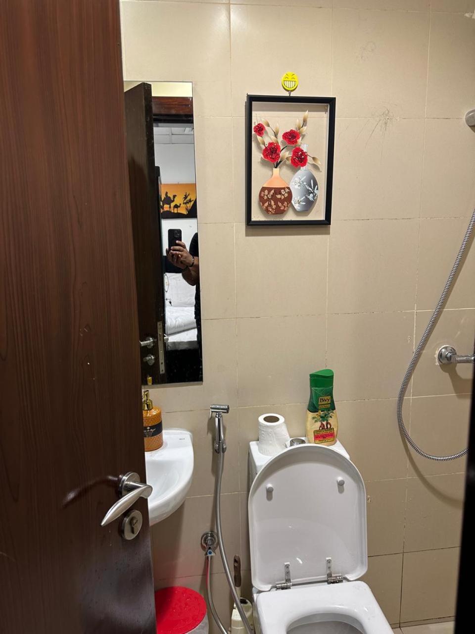 Four Stars Hostel Dubai Dış mekan fotoğraf
